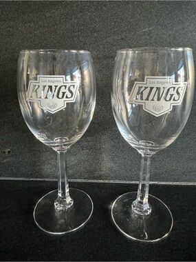 Set of 2 NHL Los Angeles Kings Wine Glasses
